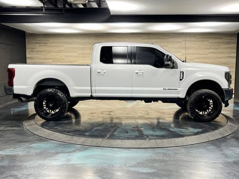 Used 2017 Ford F250 XLT w/ XLT Value Package AWD/4WD image 16