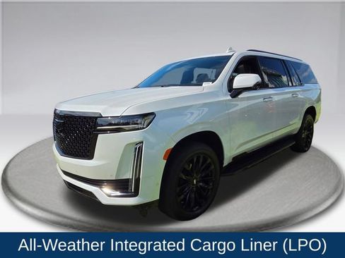 Used 2024 Cadillac Escalade ESV Premium Luxury AWD/4WD image 20