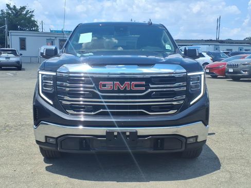 Used 2026 GMC Sierra 1500 SLT AWD/4WD image 2
