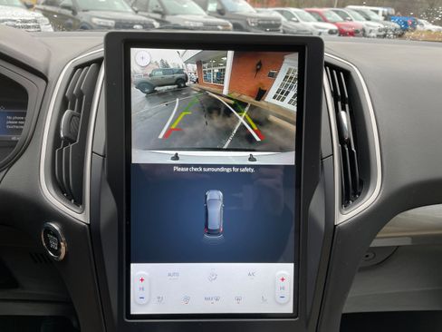 Used 2024 Ford Edge SEL w/ Convenience Package image 23