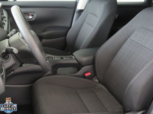 Used 2025 Honda HR-V LX image 11