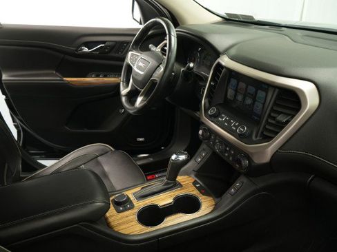 Used 2019 GMC Acadia Denali image 45