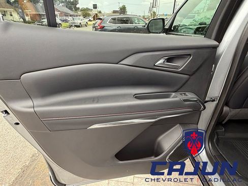 New 2026 Chevrolet Traverse RS w/ LPO, Floor Liner Package FWD image 24