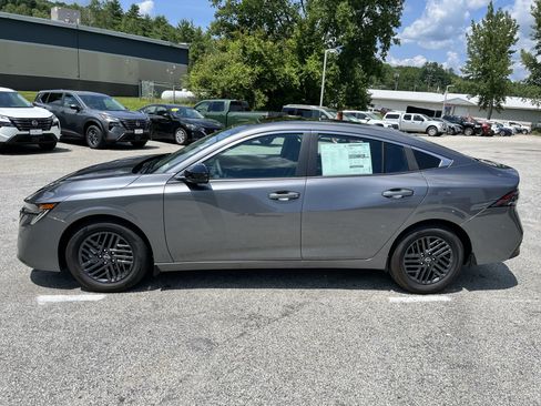 New 2026 Nissan Sentra SV w/ SV Convenience Package FWD image 4