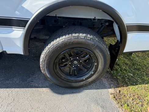 Used 2020 Ford F150 XLT w/ Equipment Group 302A Luxury image 4