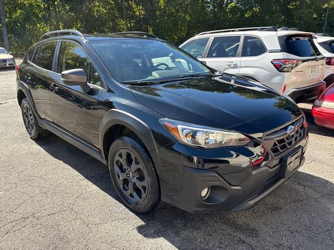 Used 2022 Subaru Crosstrek 2.5i Sport w/ Moonroof Package image 1