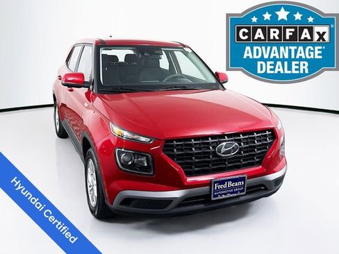 Certified 2022 Hyundai Venue SE image 1