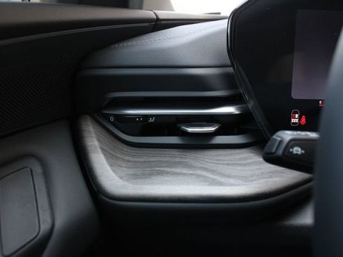 New 2026 Audi Q5 Premium image 9