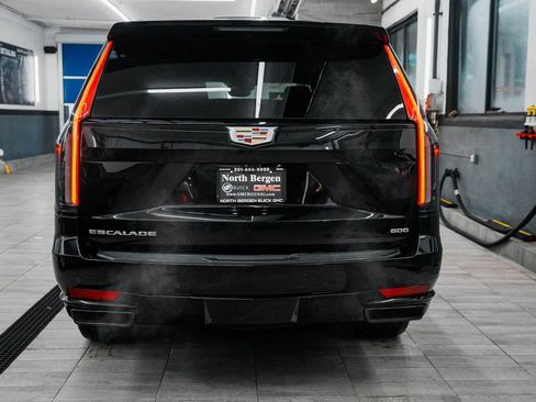 Used 2024 Cadillac Escalade Sport image 7