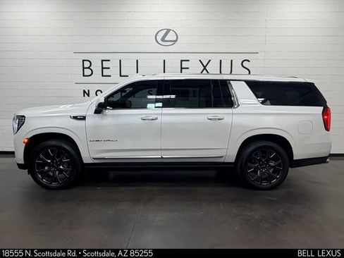 Used 2023 GMC Yukon XL Denali w/ Denali Reserve Package AWD/4WD image 7