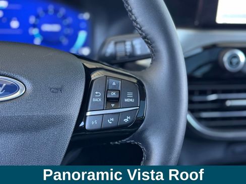 Used 2022 Ford Escape Titanium w/ Class II Trailer Tow Package image 12