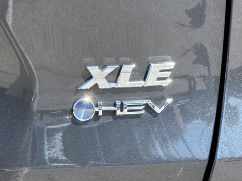 Certified 2025 Toyota RAV4 XLE AWD/4WD image 27