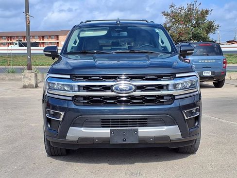 Used 2023 Ford Expedition Max Limited RWD image 3