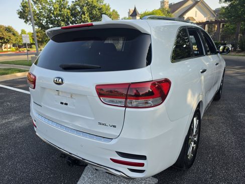 Used 2018 Kia Sorento SX FWD image 7