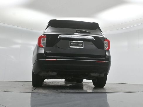 Certified 2023 Ford Explorer XLT RWD image 48