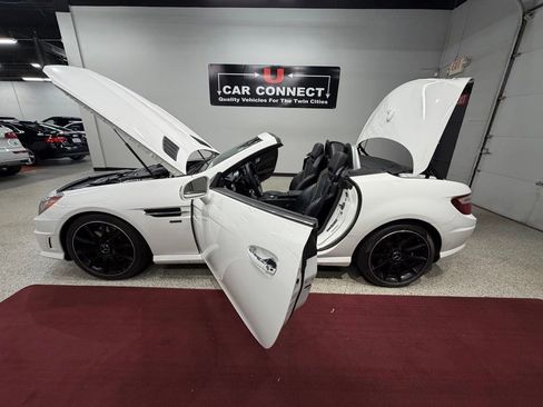 Used 2014 Mercedes-Benz SLK 250 image 37