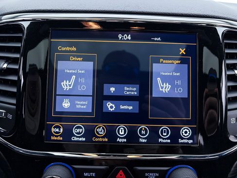 Used 2021 Jeep Grand Cherokee Laredo X image 23