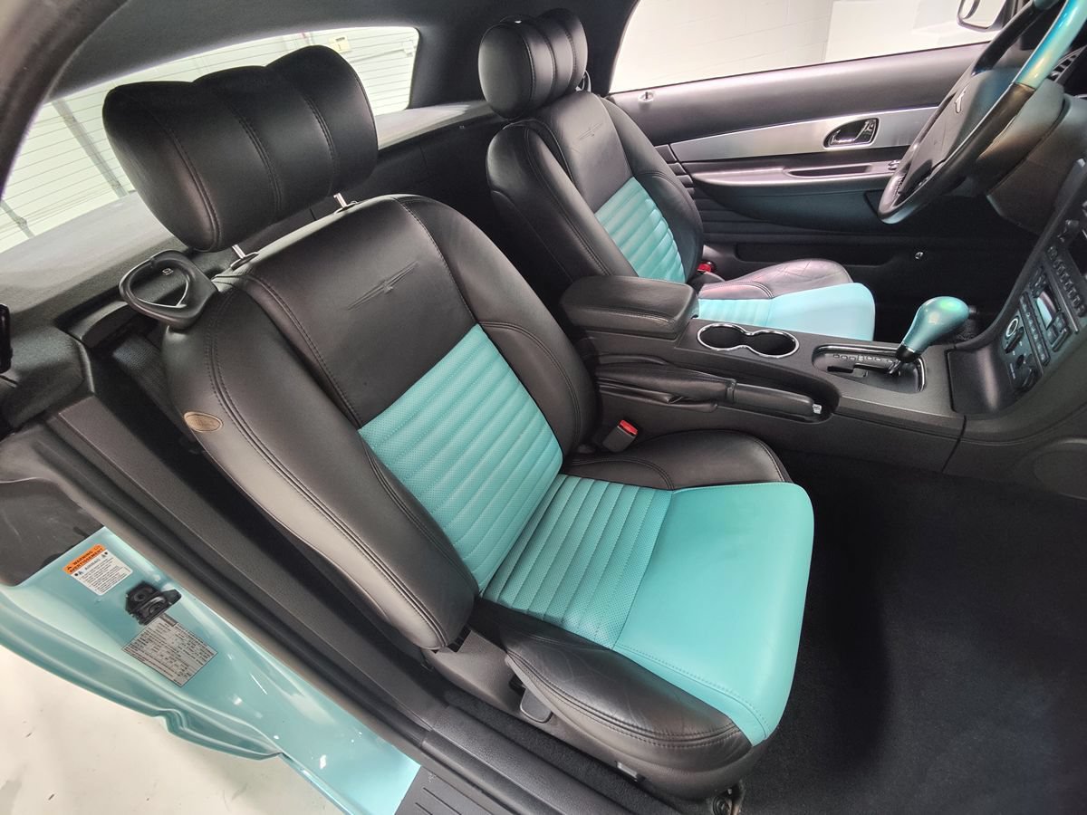 Used 2002 Ford Thunderbird RWD image 15