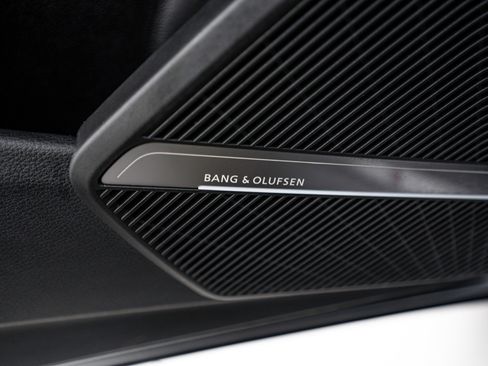 Certified 2023 Audi Q5 2.0T Premium Plus w/ Premium Plus Package image 16