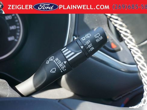 Used 2023 Chevrolet Blazer LT AWD/4WD image 28