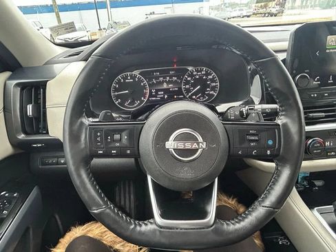 Used 2022 Nissan Pathfinder SL FWD image 35