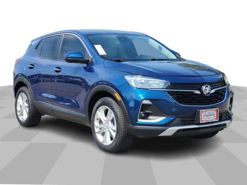Used 2021 Buick Encore GX Preferred w/ Cold Weather Comfort Package AWD/4WD image 1