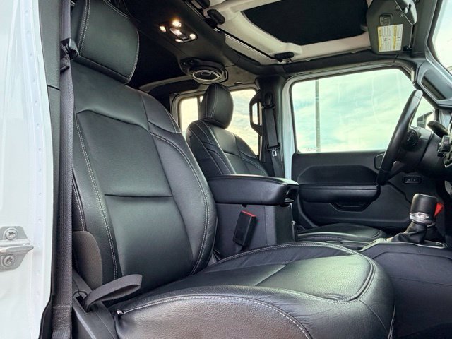 Used 2022 Jeep Gladiator Sport AWD/4WD image 17