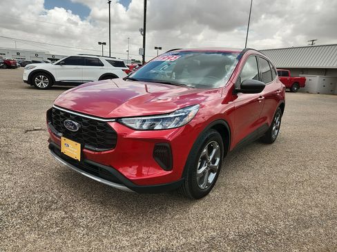 Certified 2025 Ford Escape ST-Line FWD image 3