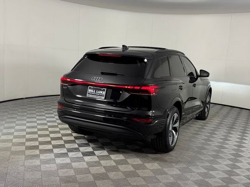 Used 2025 Audi Q6 e-tron Premium Plus w/ Premium Plus AWD/4WD image 8