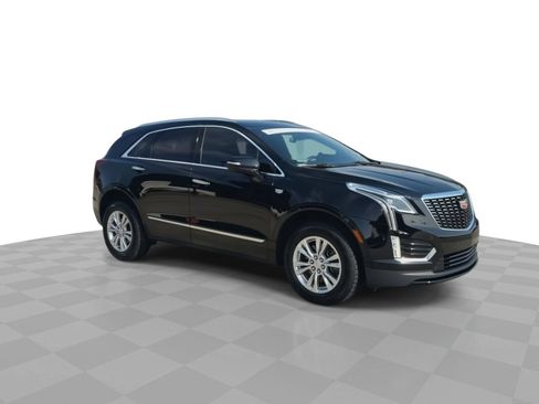 Certified 2024 Cadillac XT5 Luxury AWD/4WD image 2