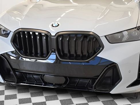 New 2027 BMW X6 xDrive40i w/ Premium Package AWD/4WD image 14
