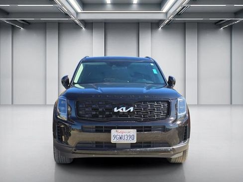 Certified 2022 Kia Telluride EX w/ EX Premium Package AWD/4WD image 2