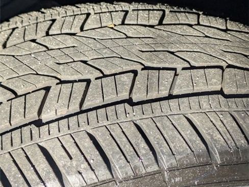 Certified 2024 Chevrolet Traverse RS image 8