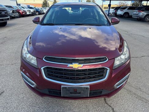 Used 2016 Chevrolet Cruze LT w/ Sun And Sound Package image 2