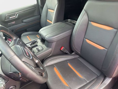 Used 2024 GMC Sierra 1500 AT4 w/ Technology Package image 21