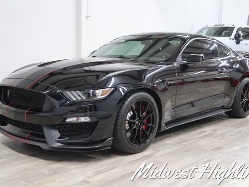 Used 2019 Ford Mustang Shelby GT350 w/ Technology Package RWD image 7