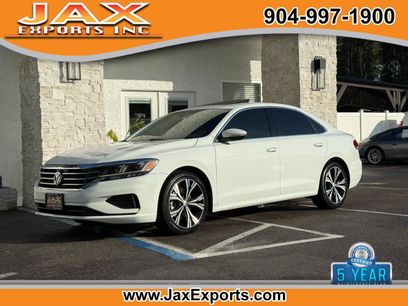 Used 2022 Volkswagen Passat 2.0T SE