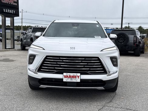 New 2026 Buick Enclave Preferred image 2