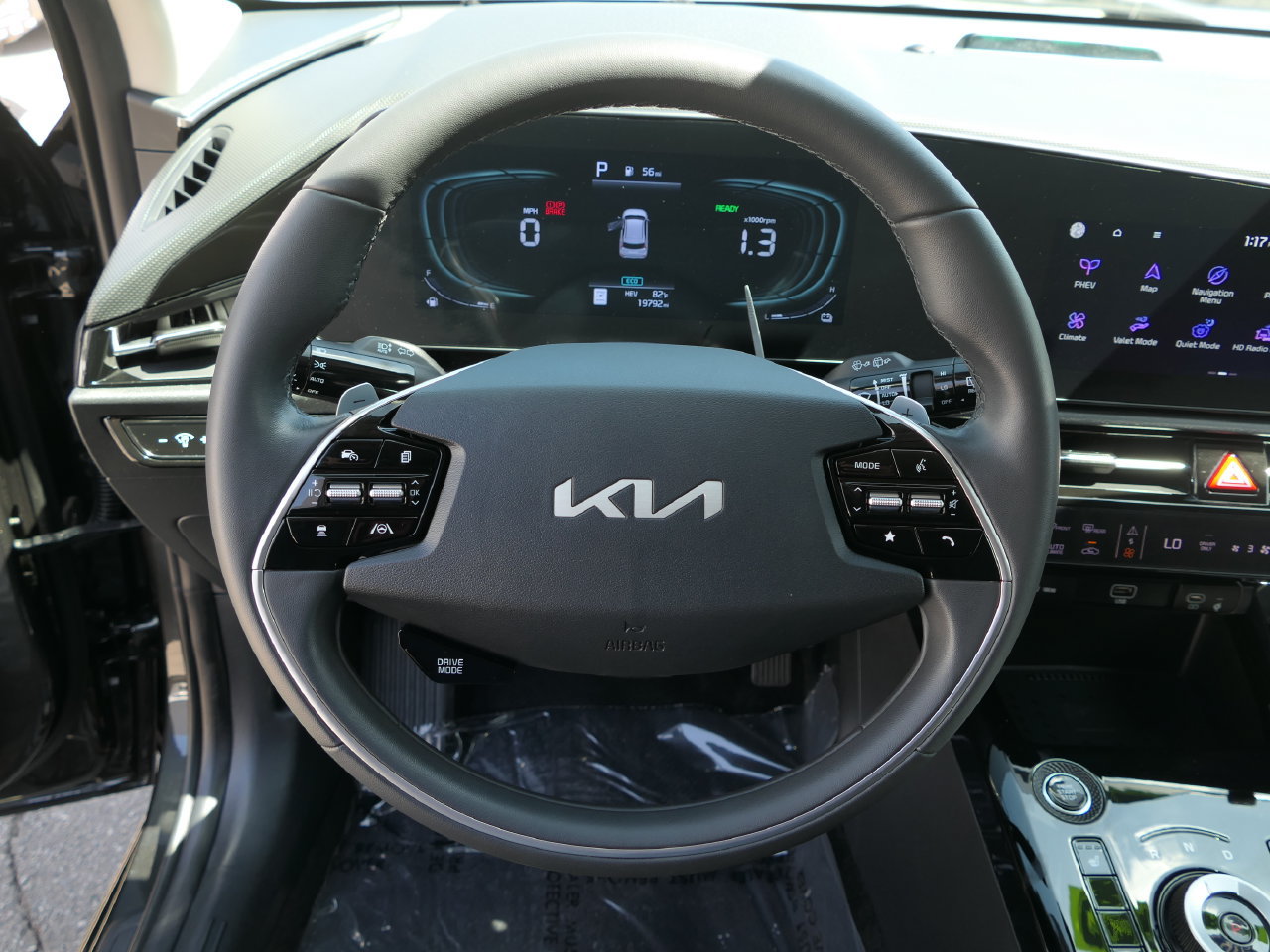 Used 2025 Kia Niro EX FWD image 15