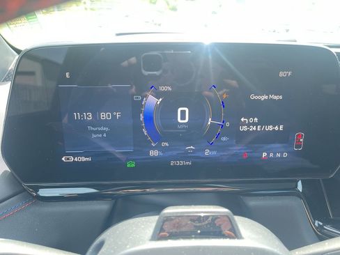 Used 2025 Chevrolet Silverado EV RST AWD/4WD image 13