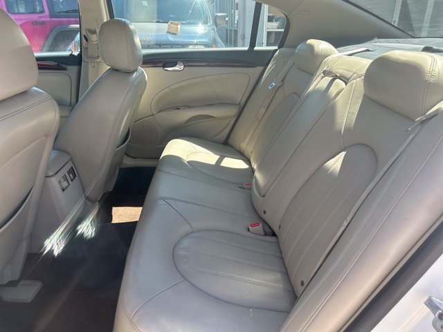 Used 2006 Buick Lucerne CXS w/ Driver Confidence Package FWD image 5
