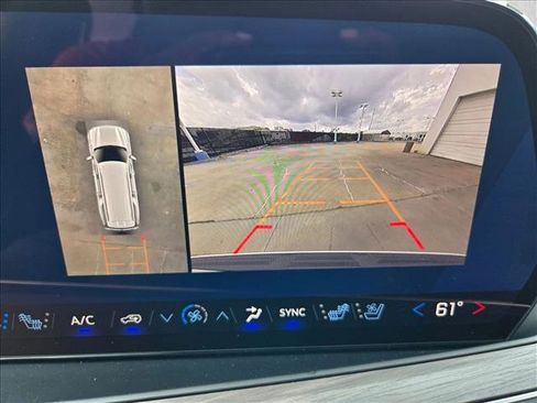 New 2026 Chevrolet Suburban Premier image 14