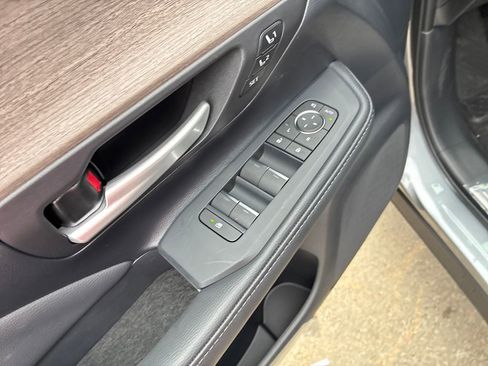 New 2026 Toyota Grand Highlander Limited image 13