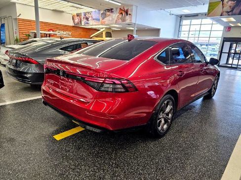 Used 2024 Honda Accord EX image 4