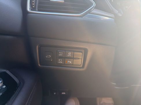 Used 2019 MAZDA CX-5 Signature image 18