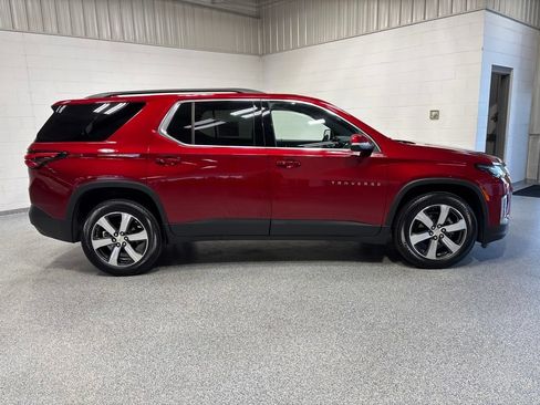 Used 2023 Chevrolet Traverse LT AWD/4WD image 8