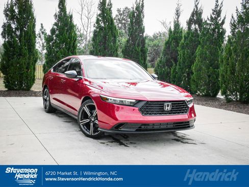 New 2026 Honda Accord SE image 1