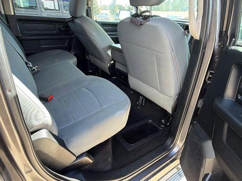 Used 2017 RAM 1500 Express w/ Express Value Package image 21