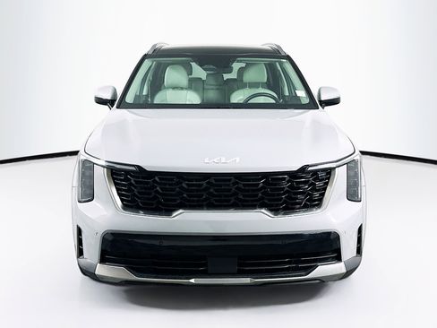 Used 2025 Kia Sorento S w/ Panoramic Sunroof Package image 2