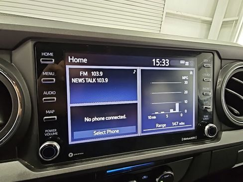 Used 2023 Toyota Tacoma TRD Off-Road image 14